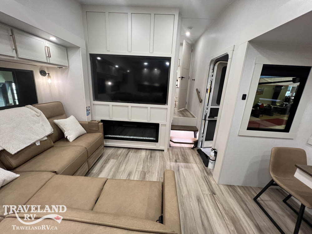 2027 Brinkley RV Model Z 2700 - Image 4