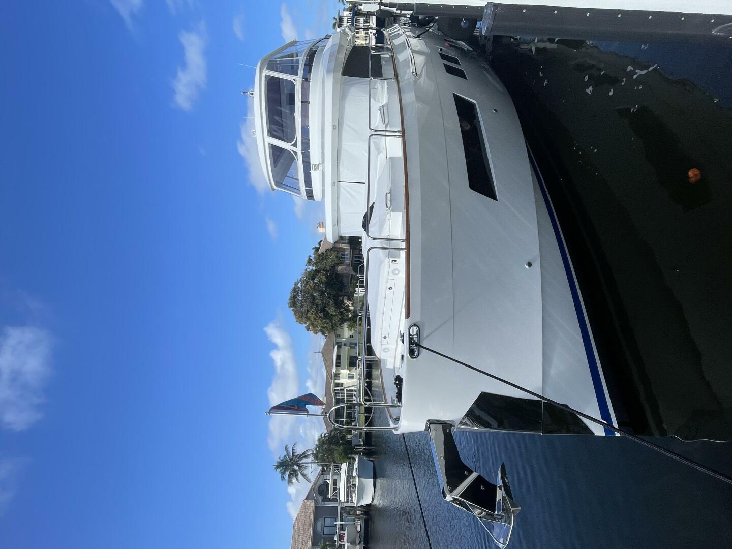2020 Sirena 64 - Image 56