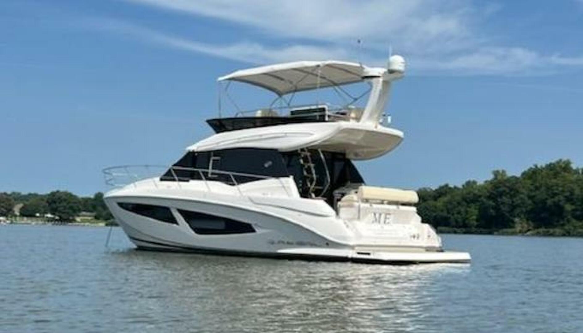 2021 Regal 42 FLY - Image 2