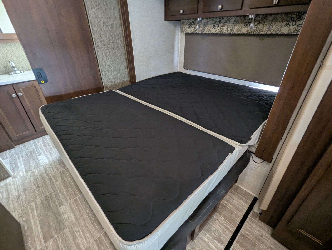 2018 Forest River Forester 2421MS - Image 23
