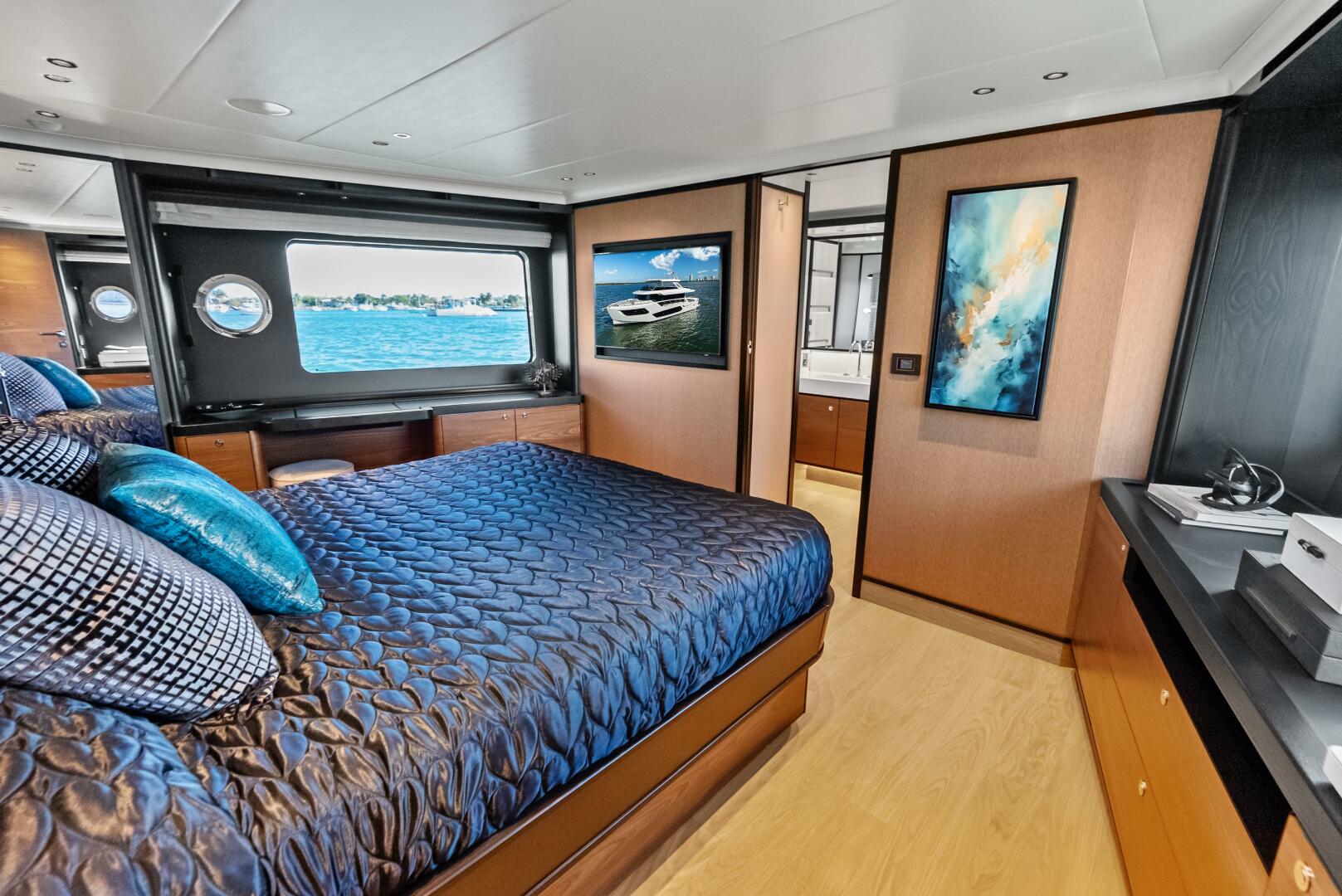 2025 Absolute 75 Navetta - Image 25