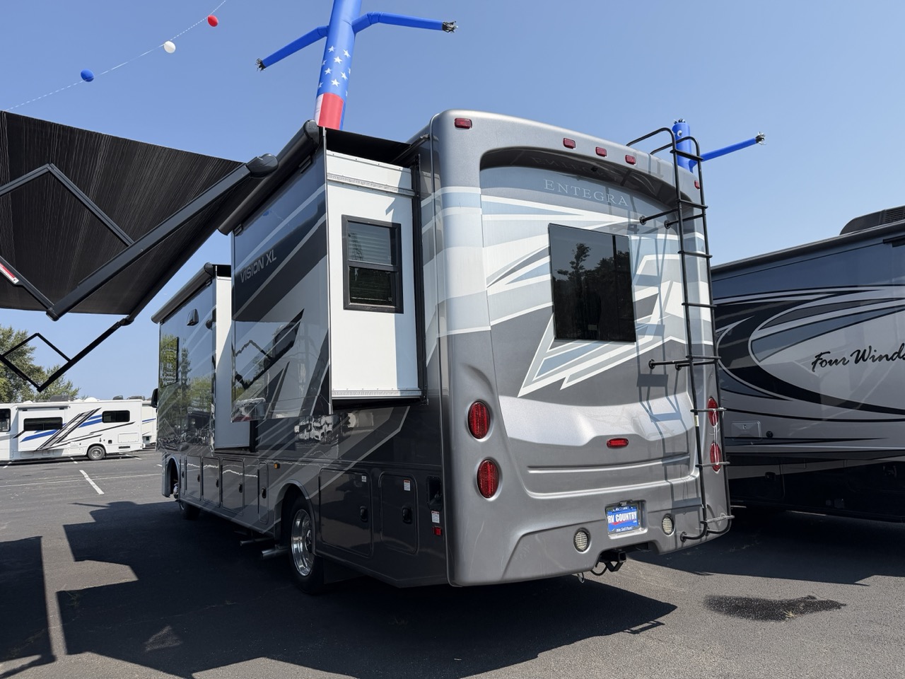 2026 Entegra Coach Vision XL 31UL - Image 3