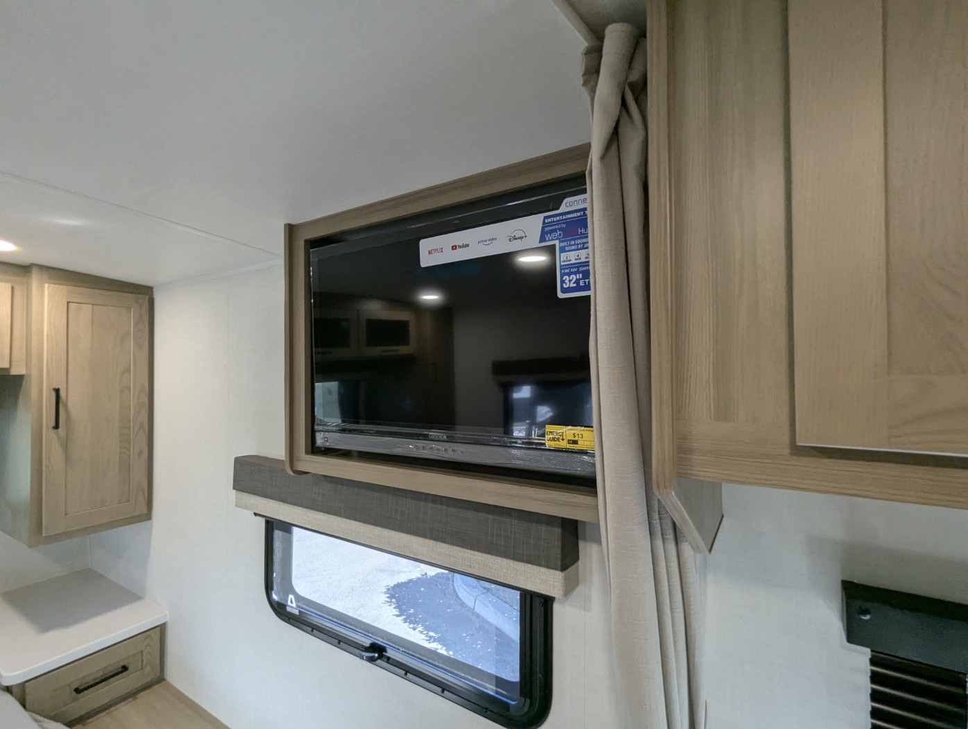 2027 Forest River Rockwood Mini Lite 2109S - Image 17