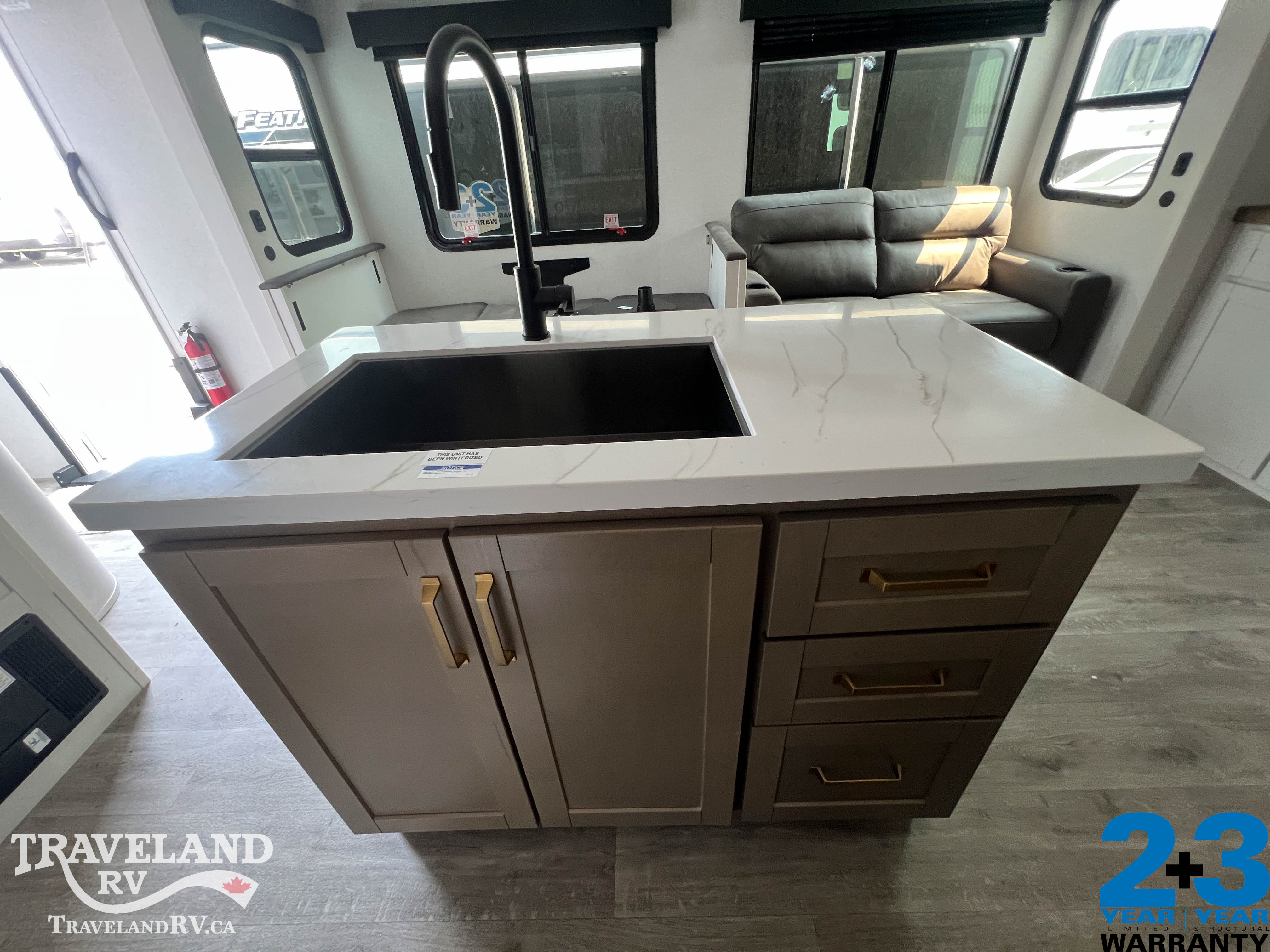 2027 Jayco Eagle 312BHOK - Image 20