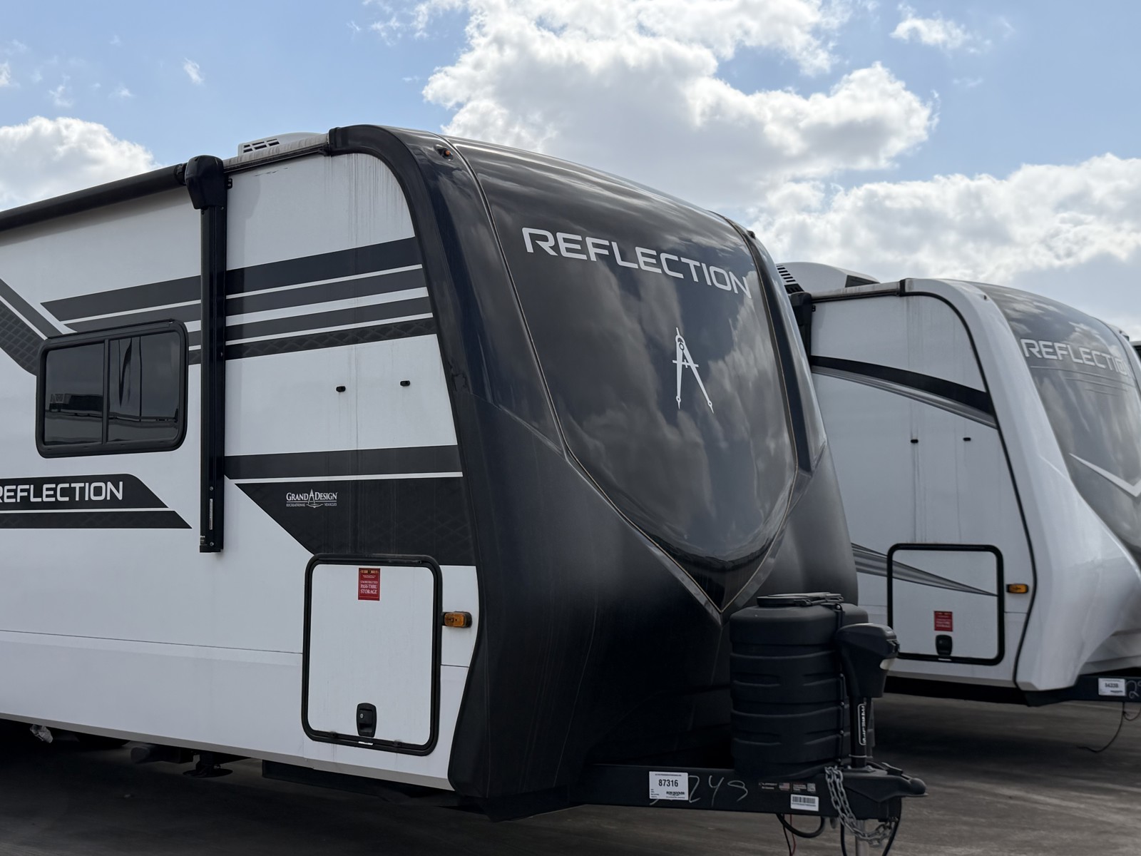 2026 GRAND DESIGN 345RLTS - Image 2