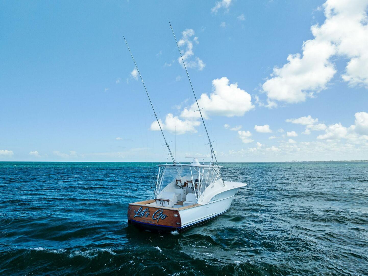 2018 Custom Carolina 35 Express - Image 54