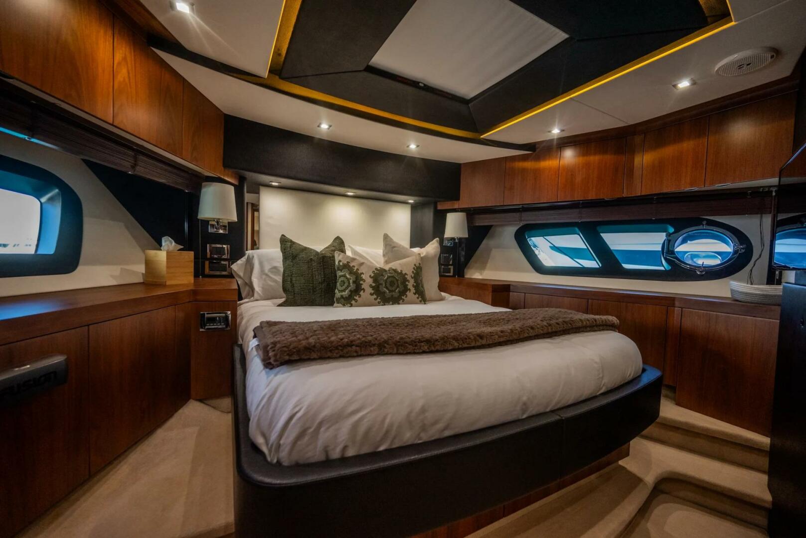 2015 Sunseeker 75 - Image 15