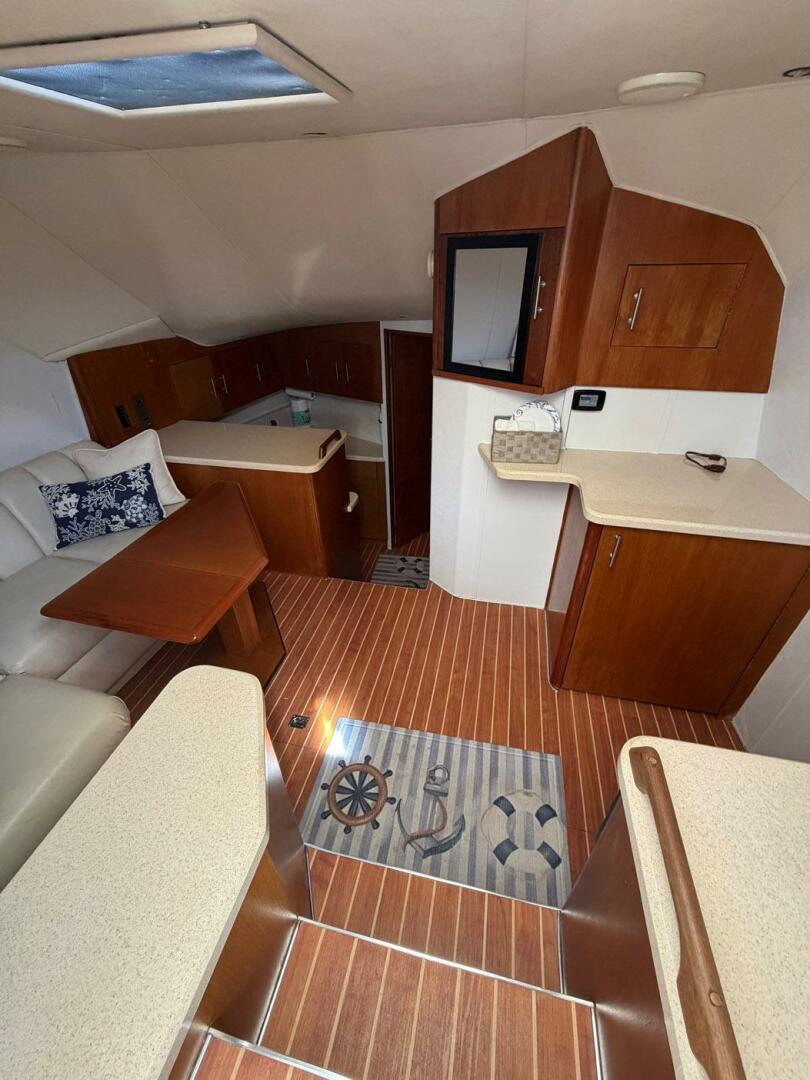 2001 Ocean Yachts 40 Express Bridge - Image 12