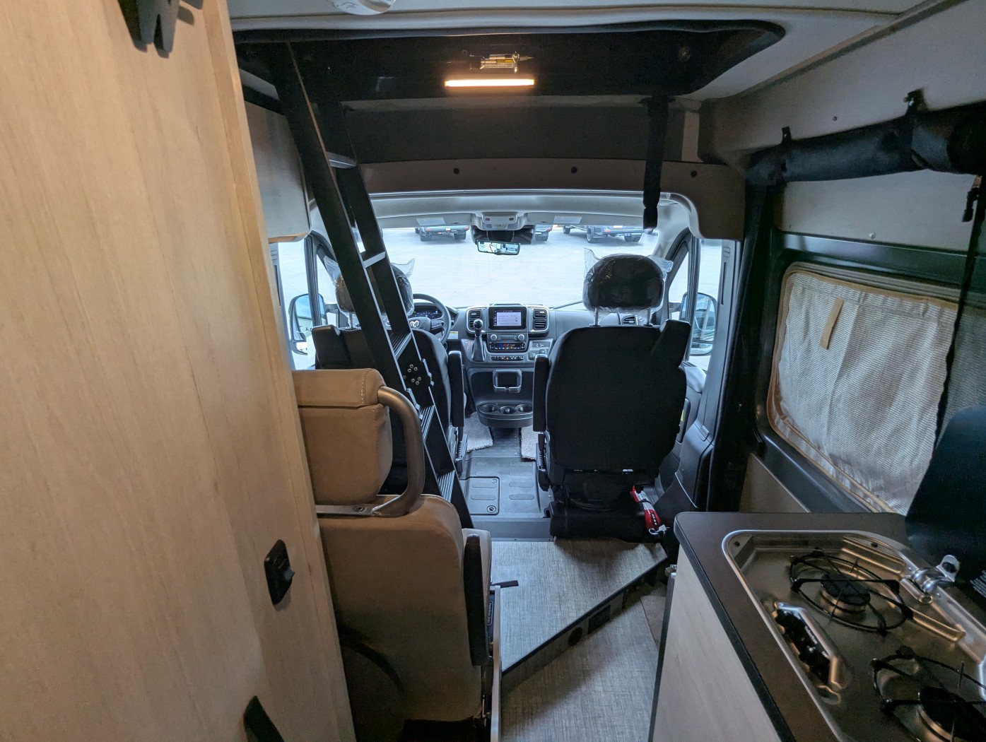 2027 Winnebago Solis 59PX - Image 34