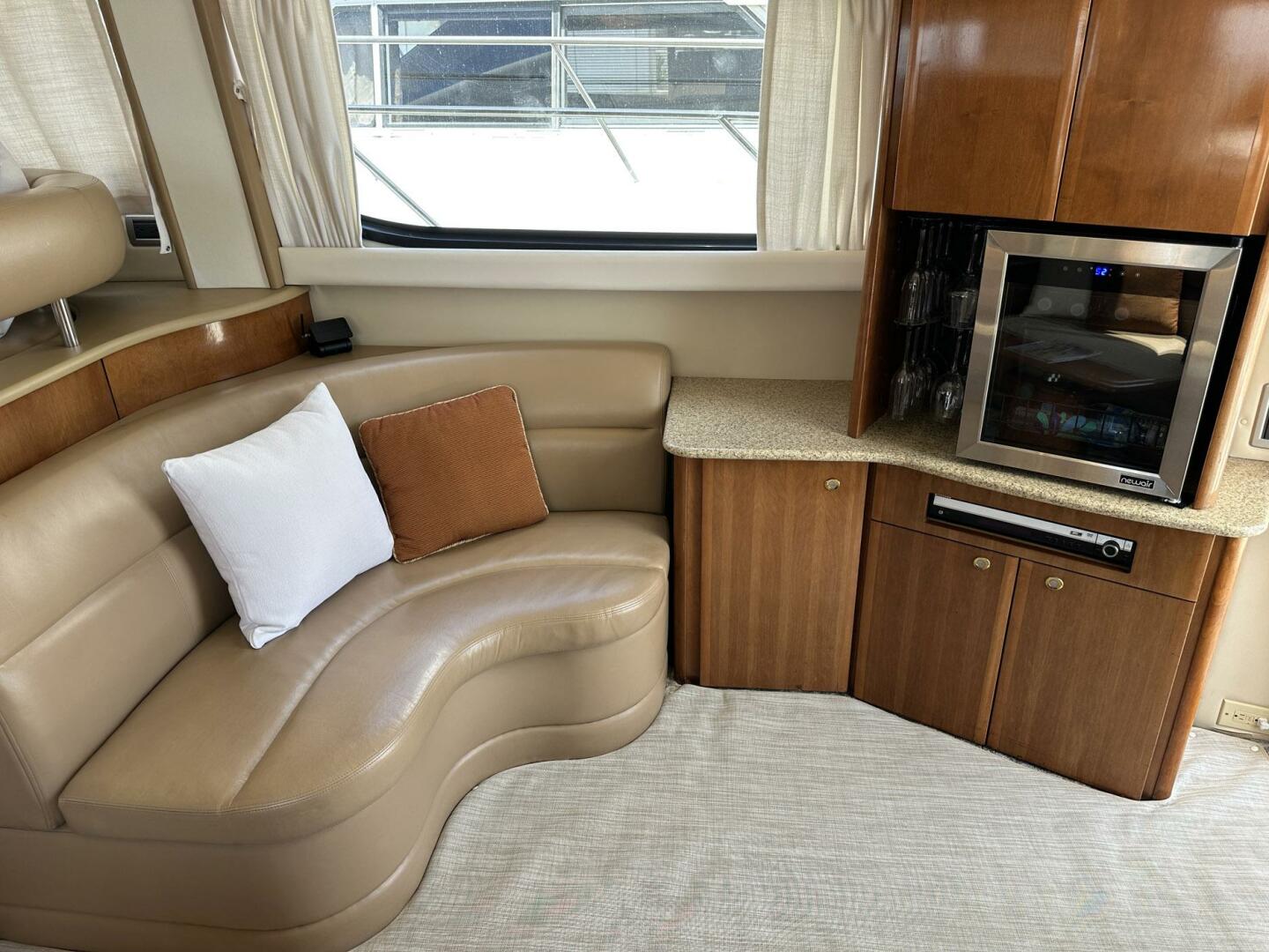 2007 Meridian 411 Sedan Bridge - Image 31