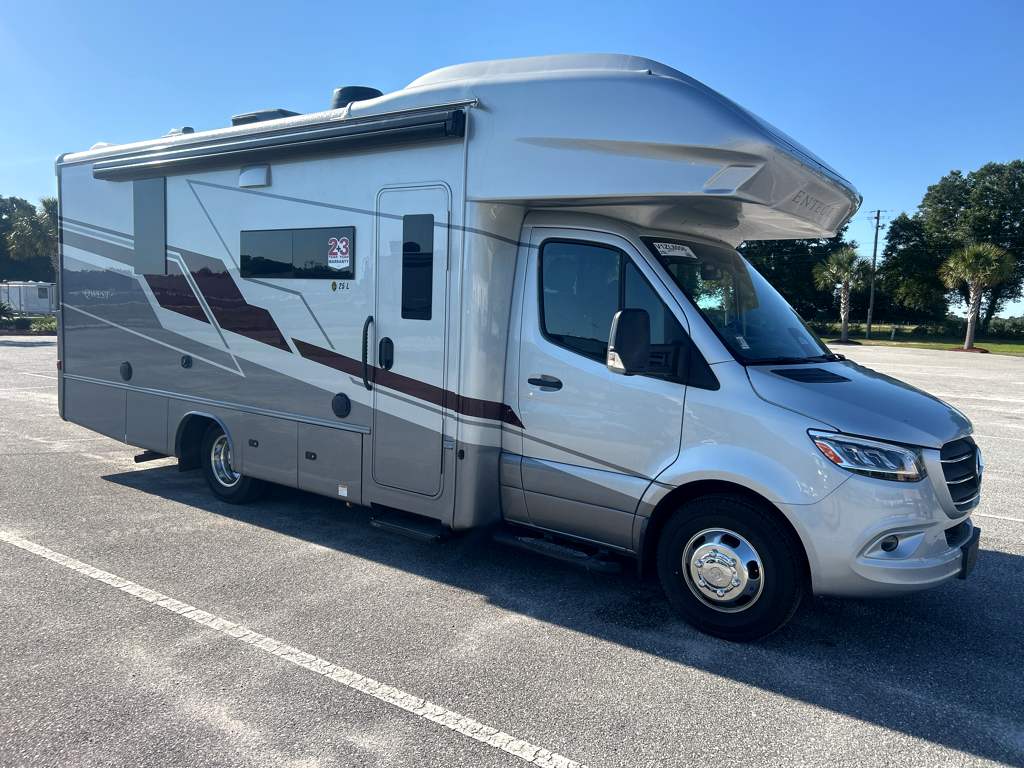 2027 ENTEGRA COACH QWEST 25L - Image 1