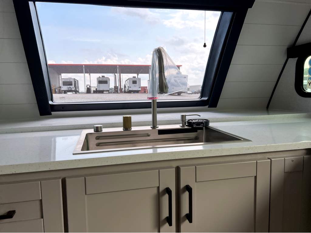 2026 JAYCO JAY FEATHER 24FK - Image 10