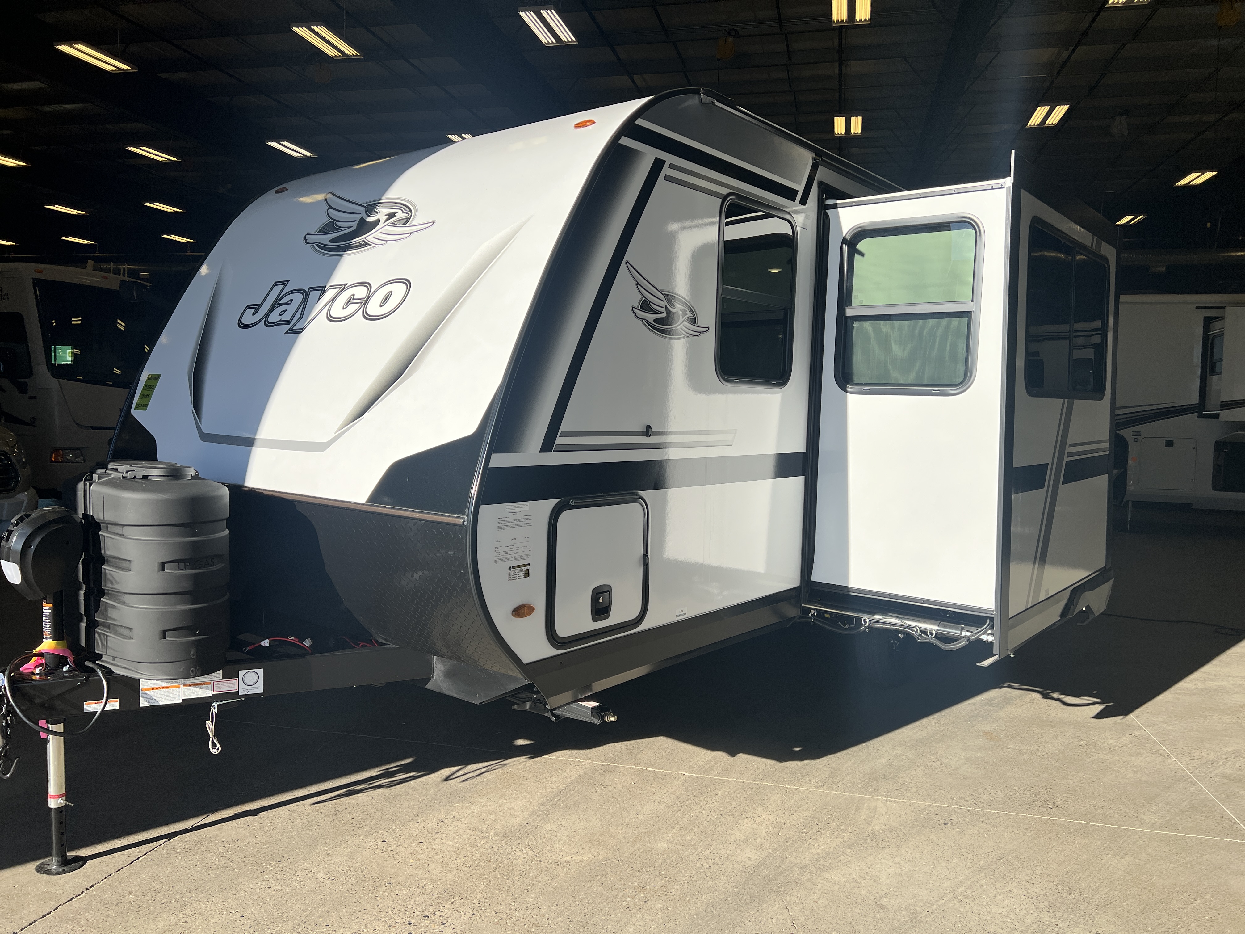 2027 Jayco Jay Feather 19MRK - Image 5