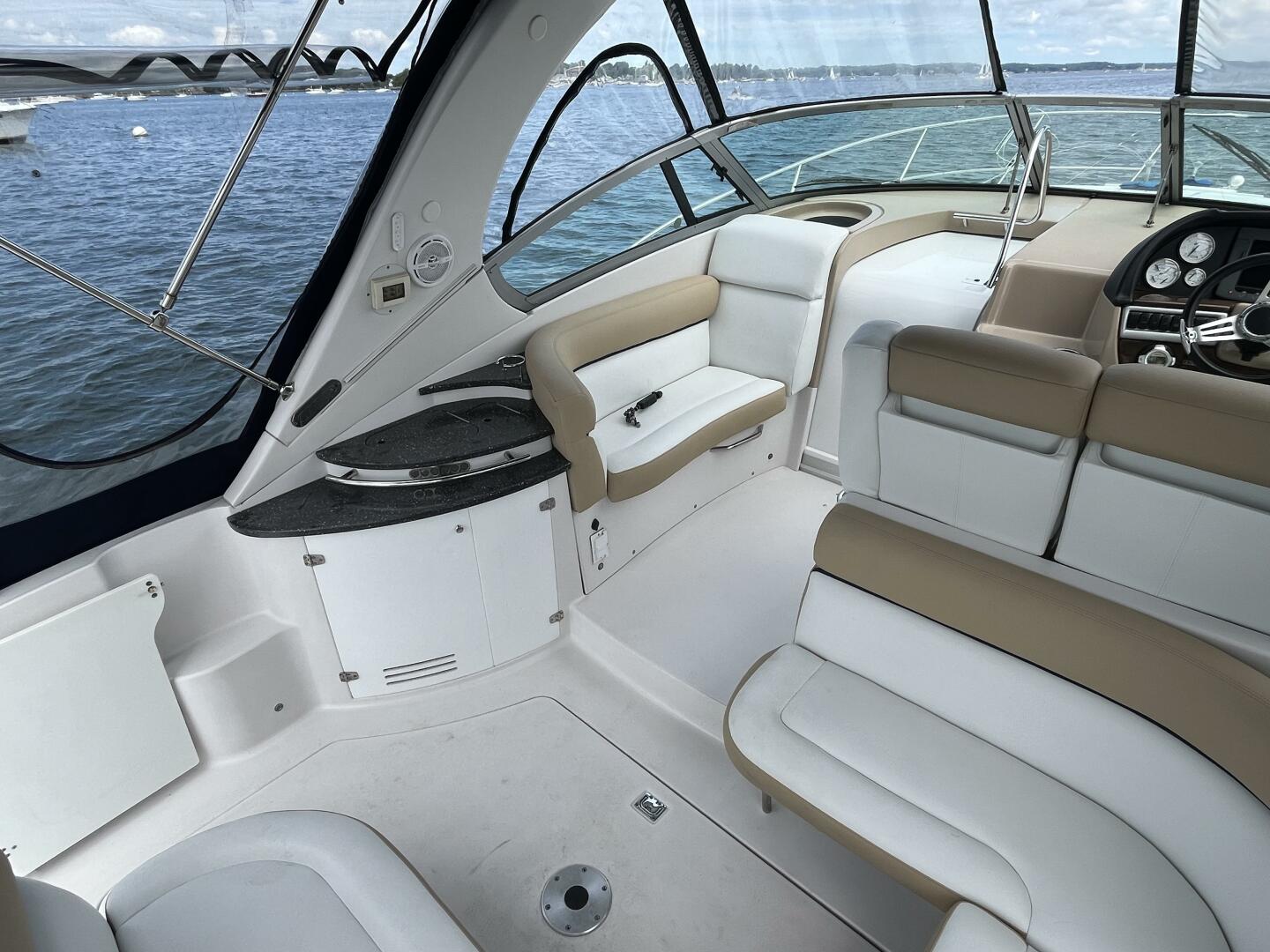 2008 Four Winns V338 - Image 30