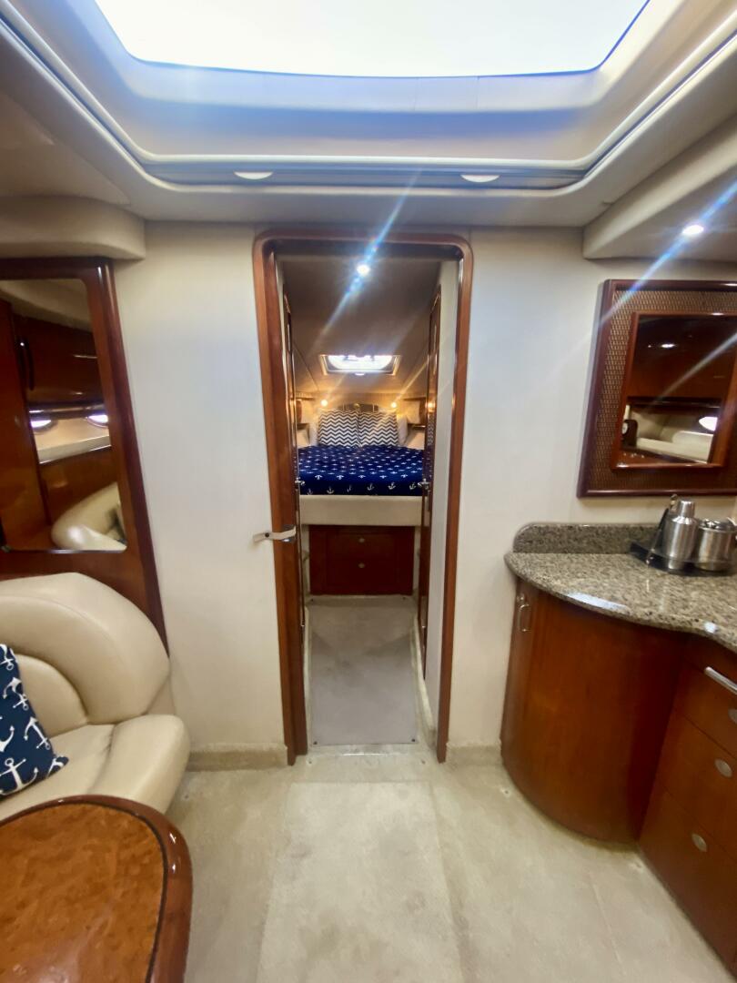 2005 Sea Ray 420 Sundancer - Image 49