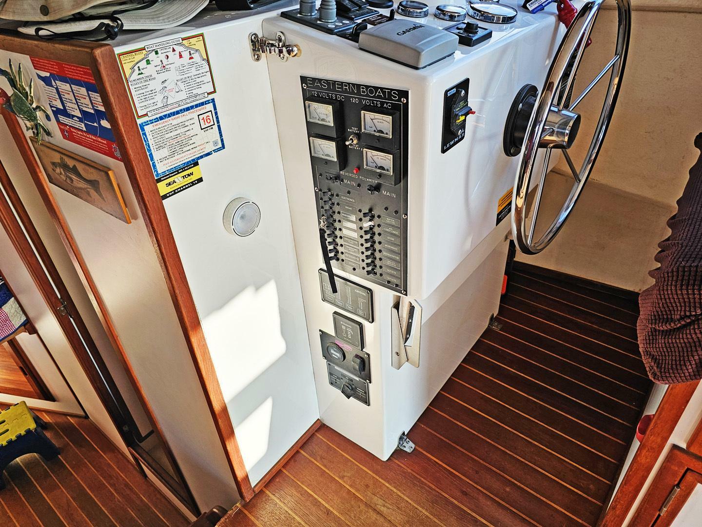 2010 Eastern Casco Bay 35 Flybridge - Image 10