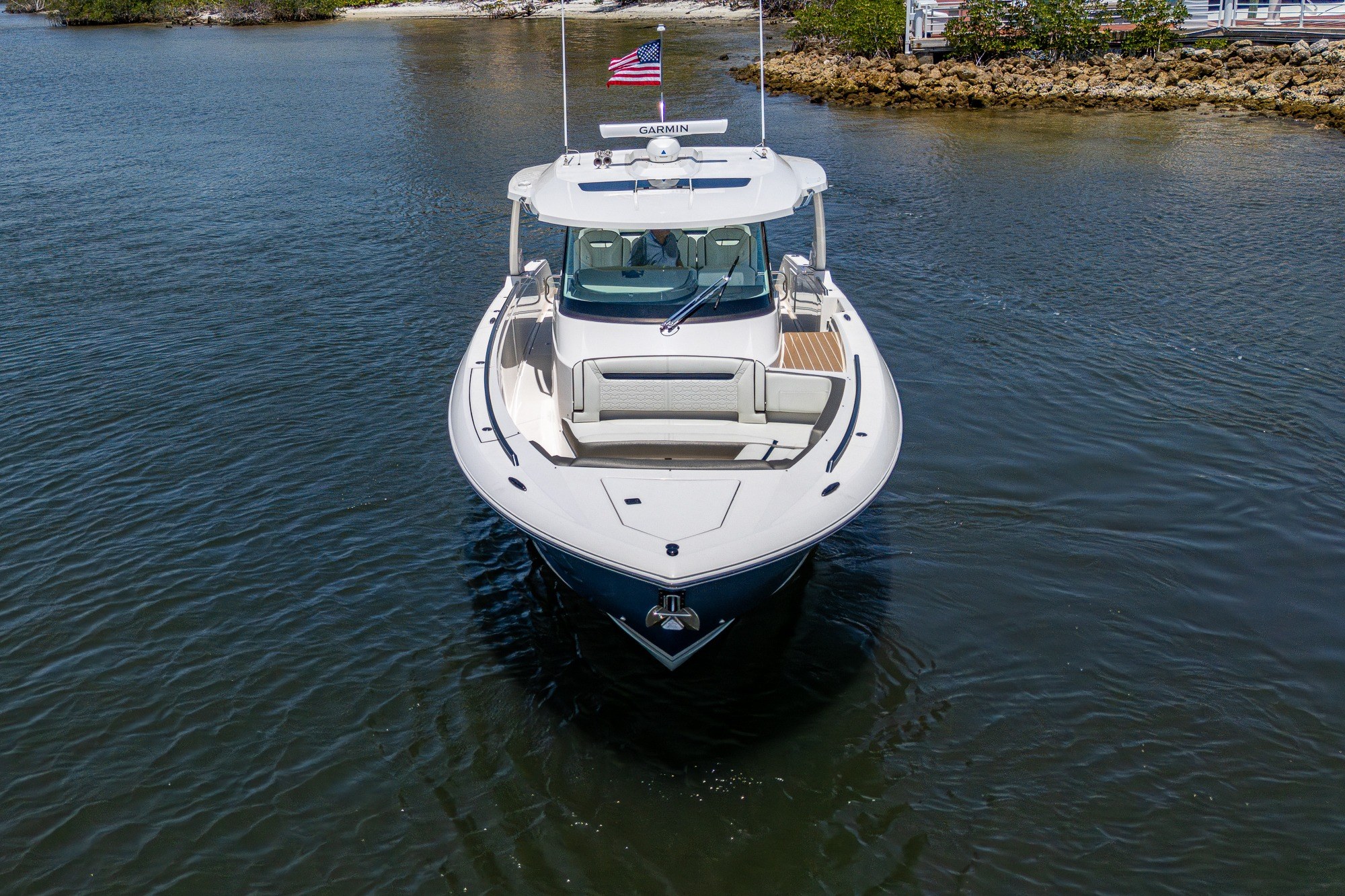 2024 Tiara Yachts 38 LS Base - Image 4