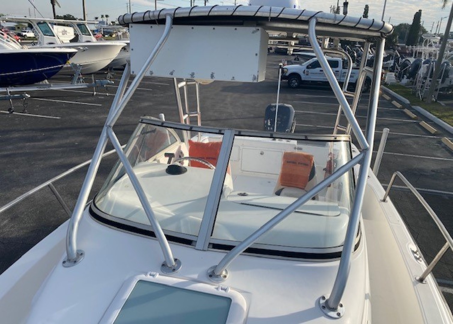 2001 Century 2300 Walkaround - Image 11