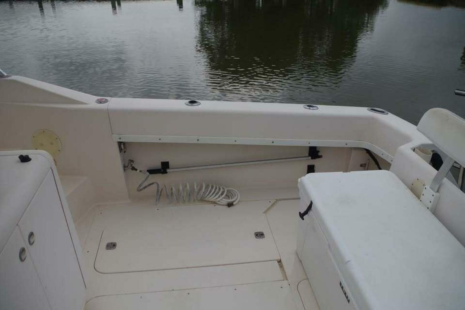 1994 Intrepid 376 Walkaround - Image 13