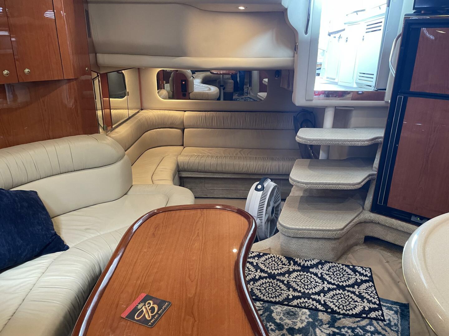 2001 Sea Ray 380 Sundancer - Image 33