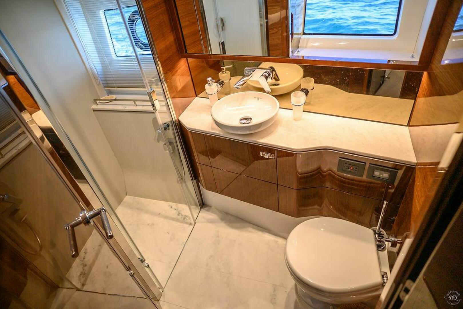 2021 Princess S62 - Image 39