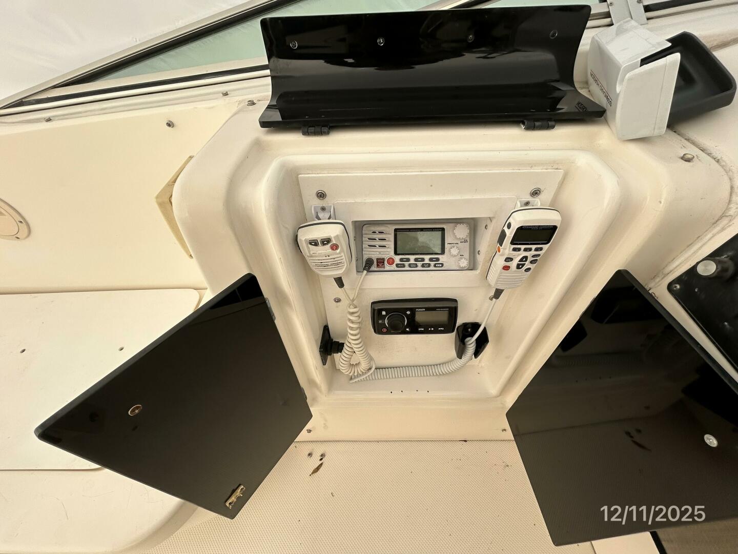 1998 Bayliner 4788 - Image 16