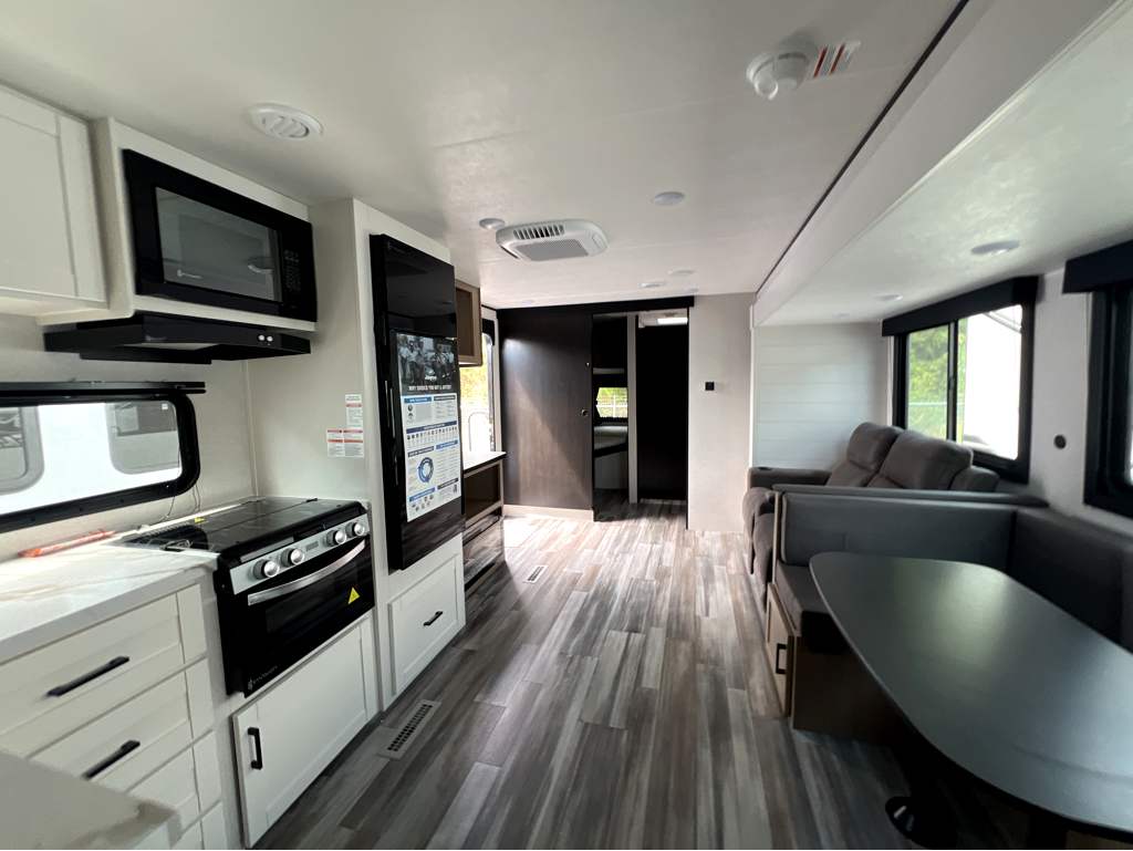2026 JAYCO JAY FLIGHT SLX 330TBS - Image 5
