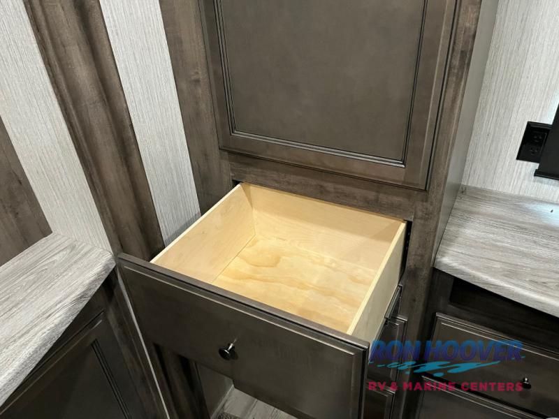 2021 FOREST RIVER 379FLOK - Image 33