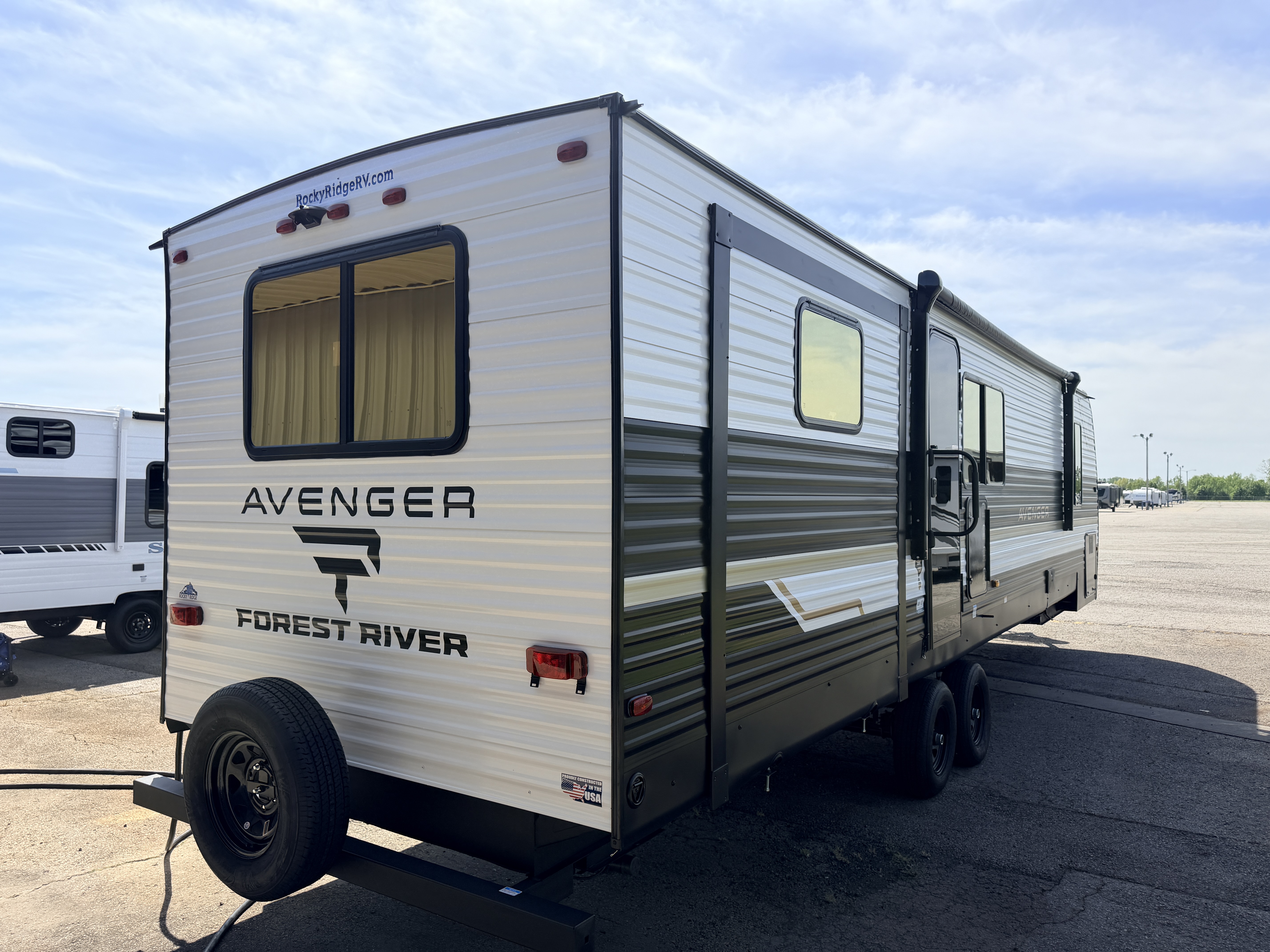 2026 Prime Time Avenger 30PO - Image 8