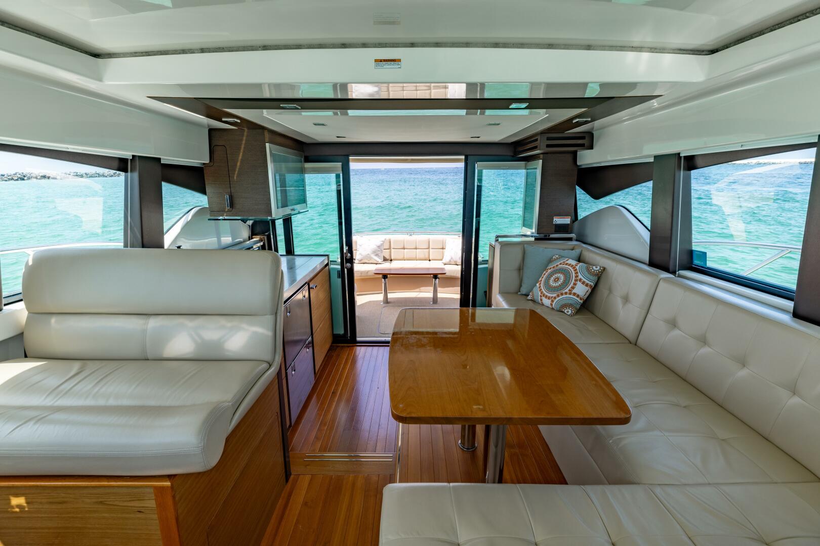 2015 Tiara Yachts 44 Coupe - Image 8