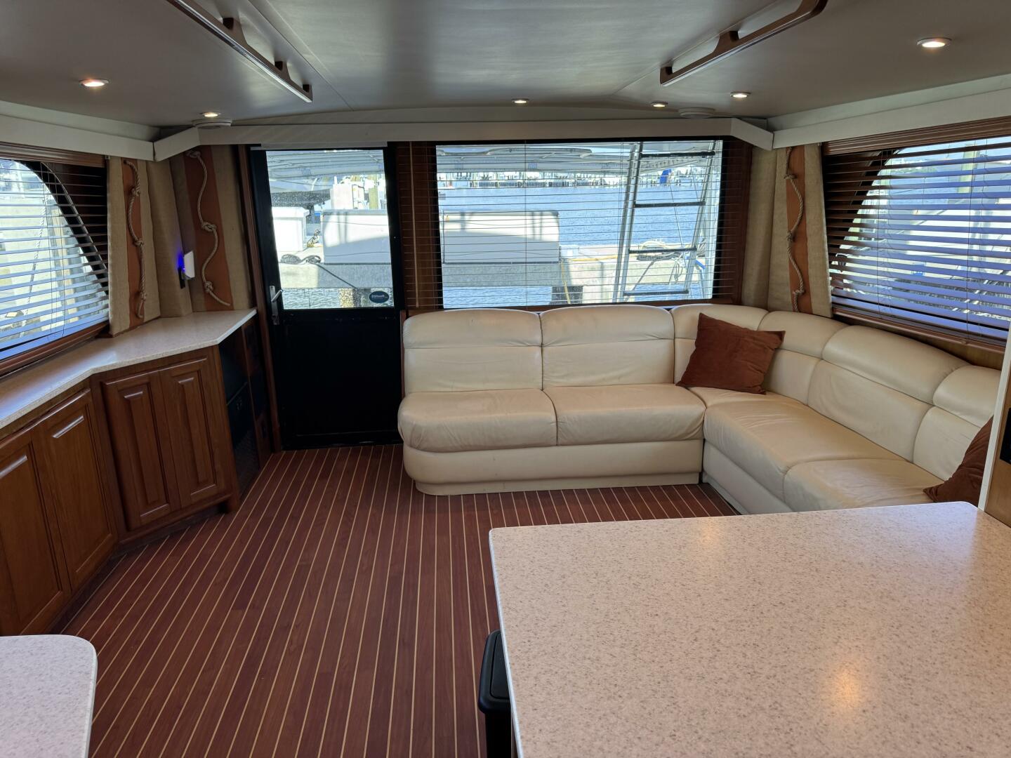 1995 Viking 58 Convertible - Image 19