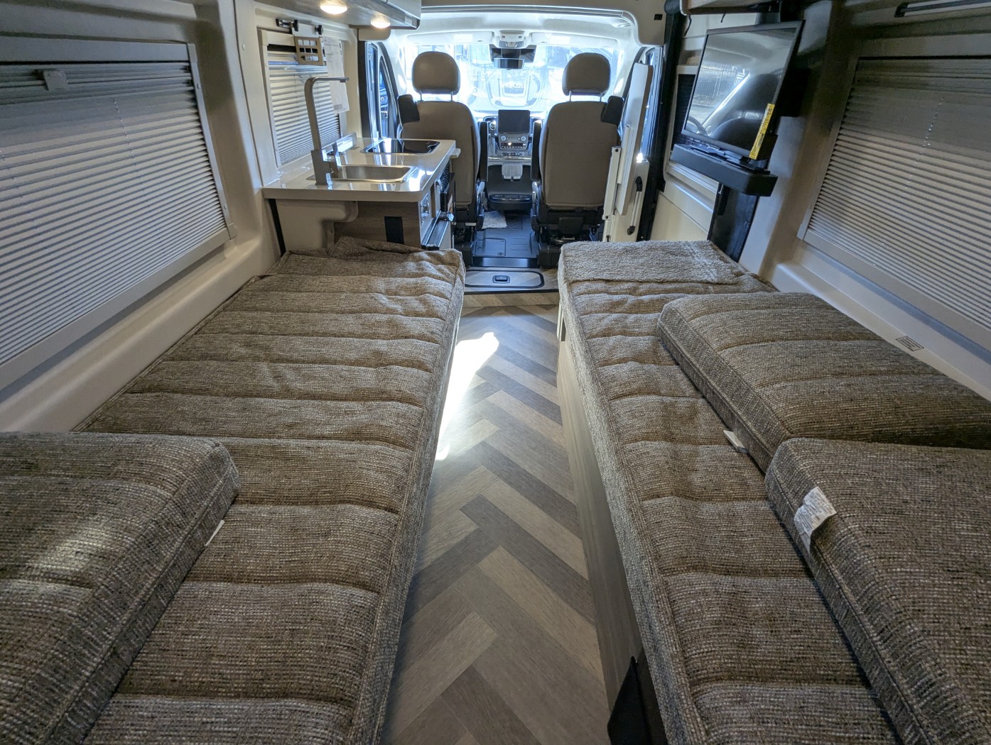 2026 Winnebago Travato 59K - Image 21