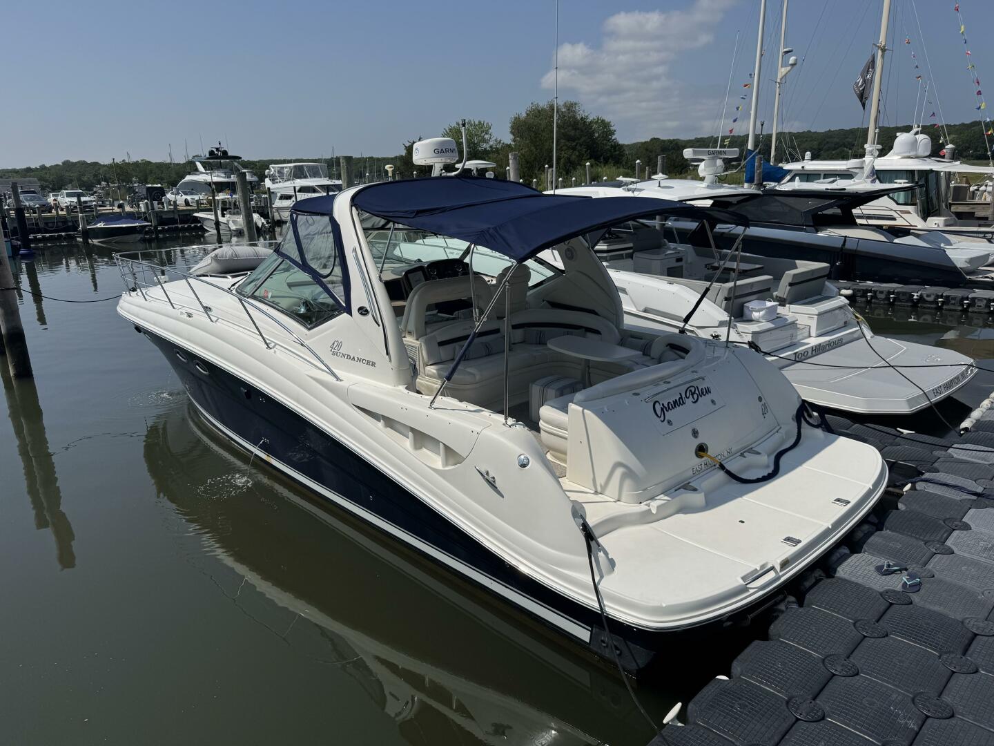 2003 Sea Ray 420 Sundancer - Image 3