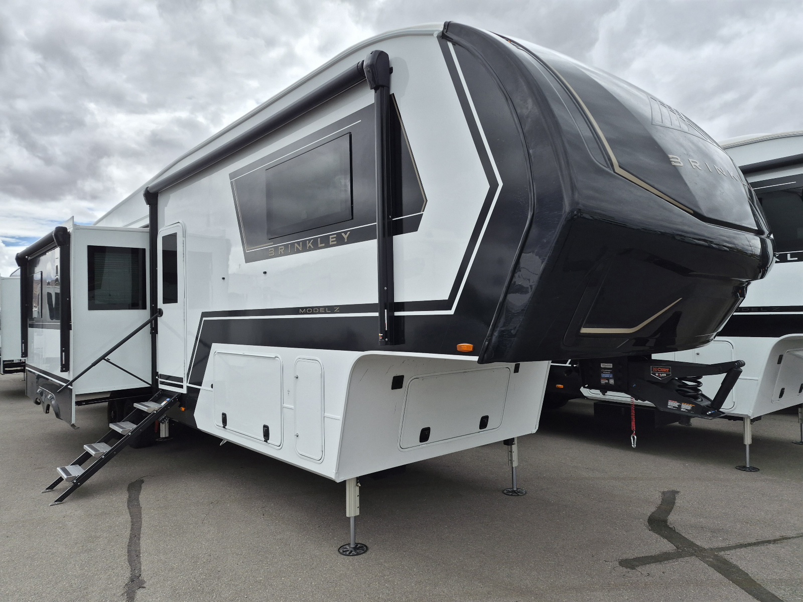 2027 Brinkley RV Model Z 3515