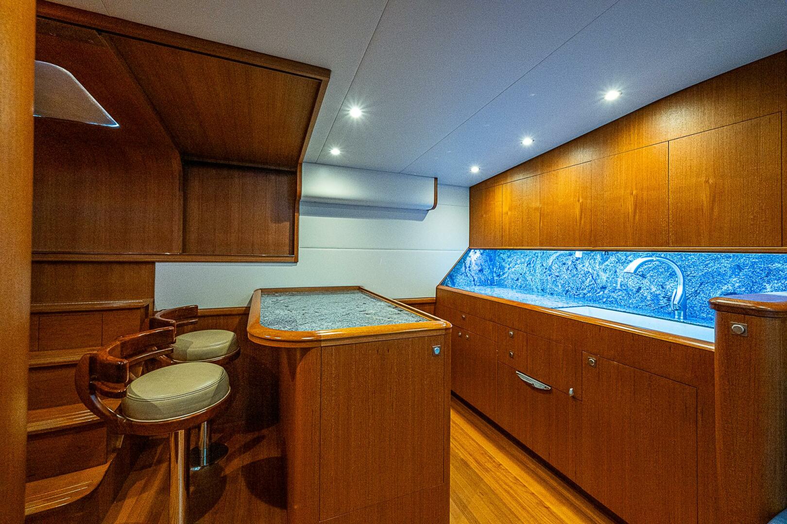 2017 F&S Cusotm Express Sportfish - Image 47