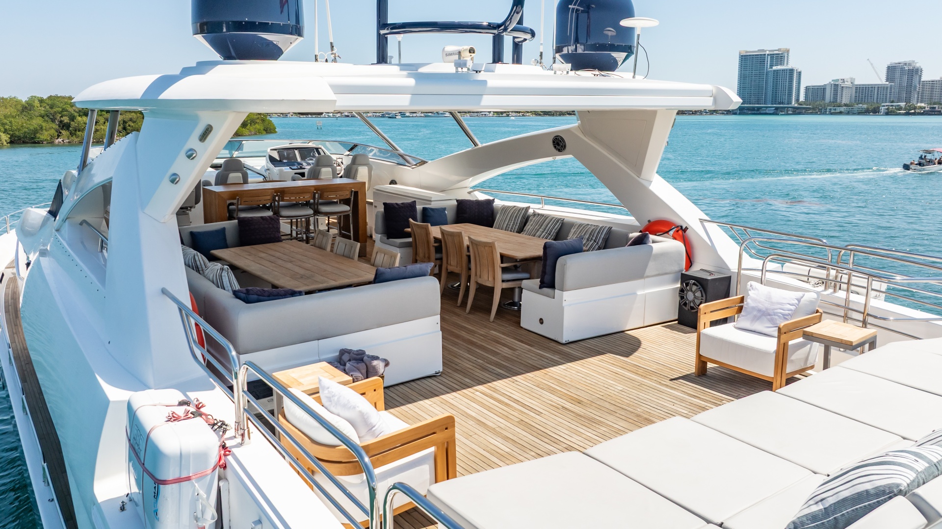 2010 Sunseeker 34 Metre Yacht - Image 25