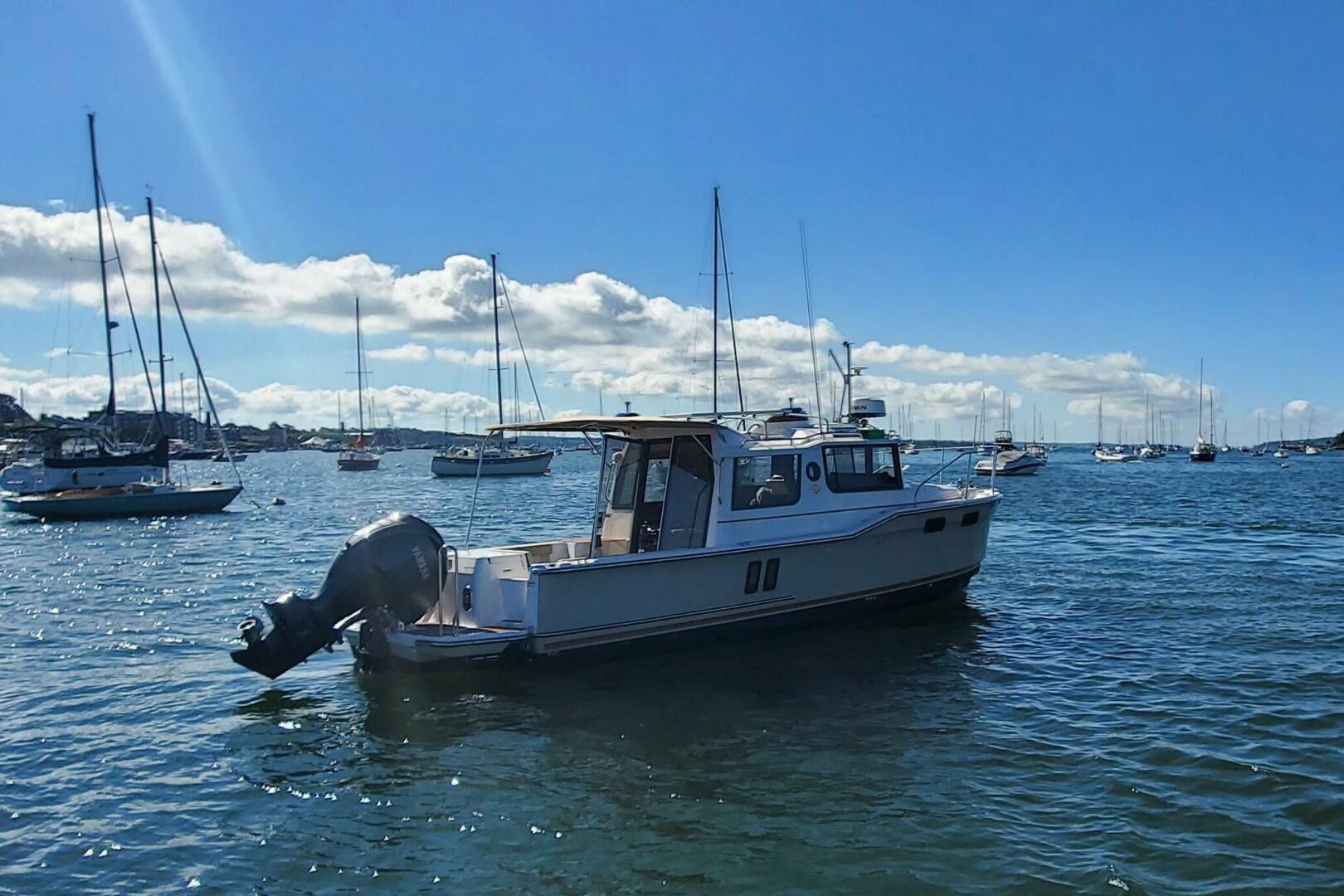 2024 Ranger Tugs R-27 LE - Image 7