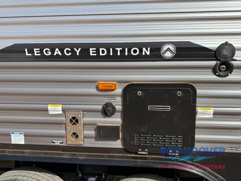 2026 COACHMEN 333DORM - Image 6