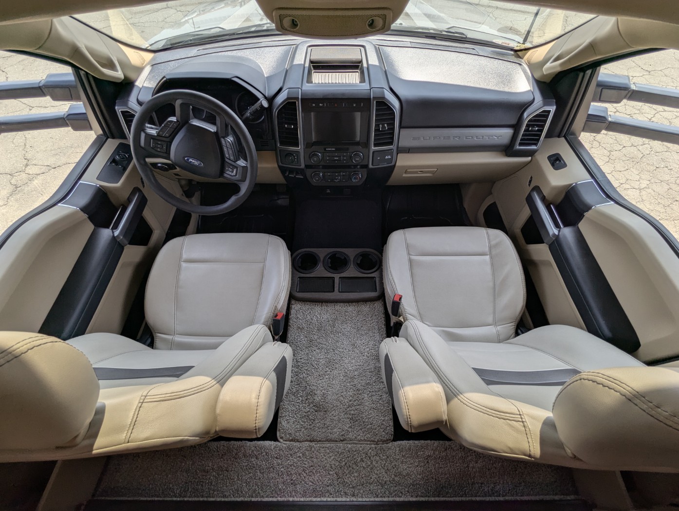 2021 Thor Motor Coach Omni SV34 - 4X4 - Image 10