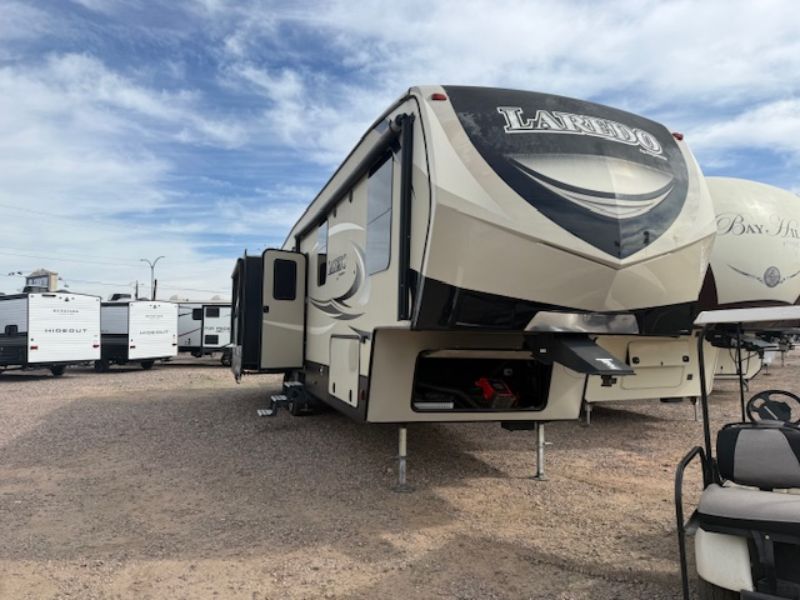 2018 Keystone Laredo 358BP - Image 1