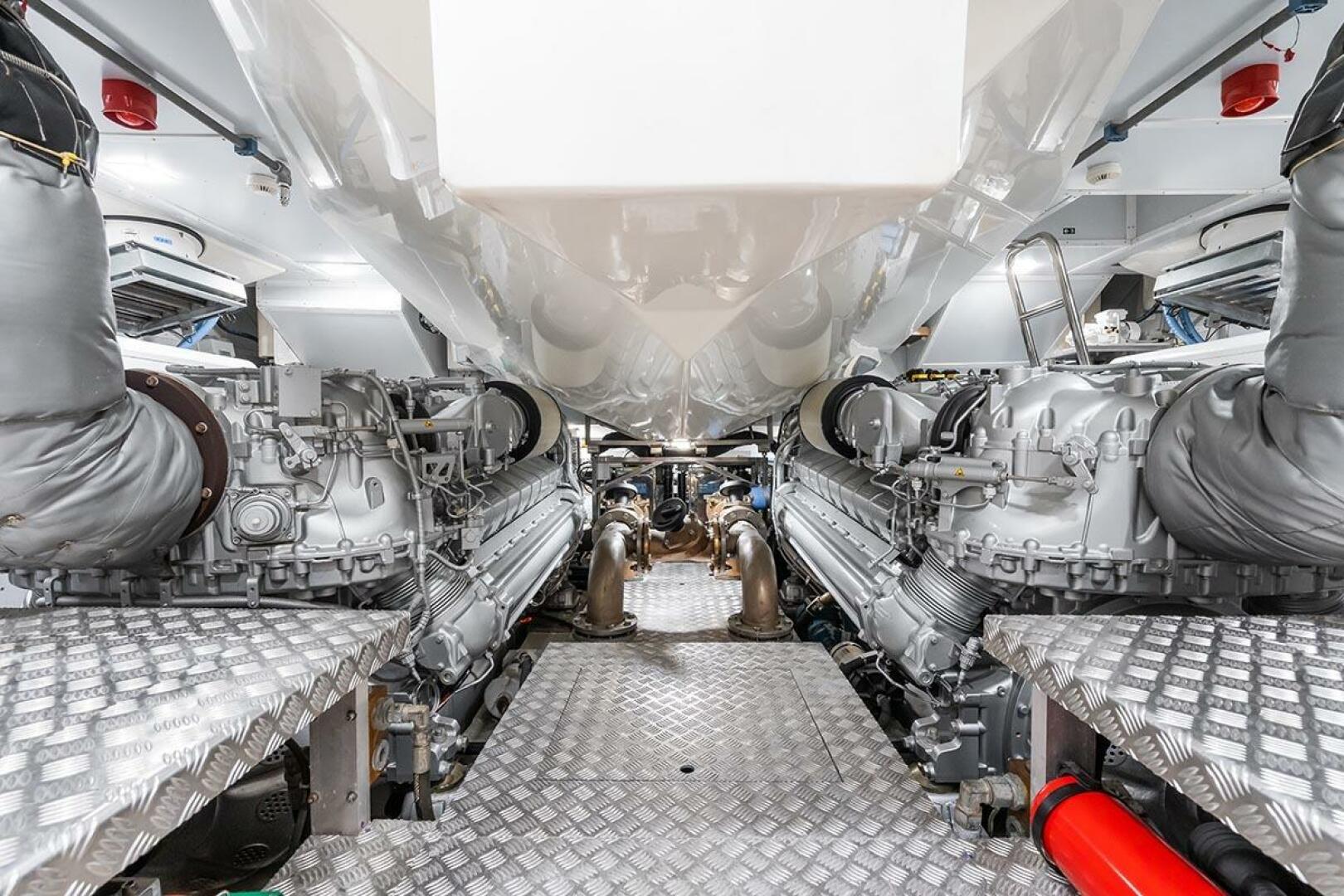 2021 Monte Carlo Yachts MCY 96 - Image 43