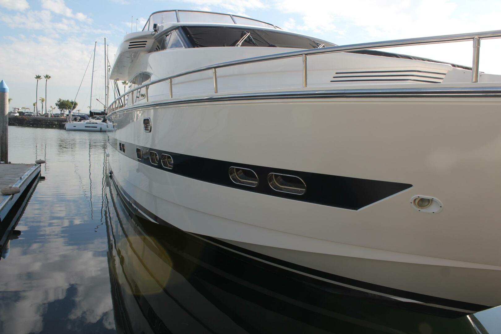 1999 Horizon 70 FLY - Image 17
