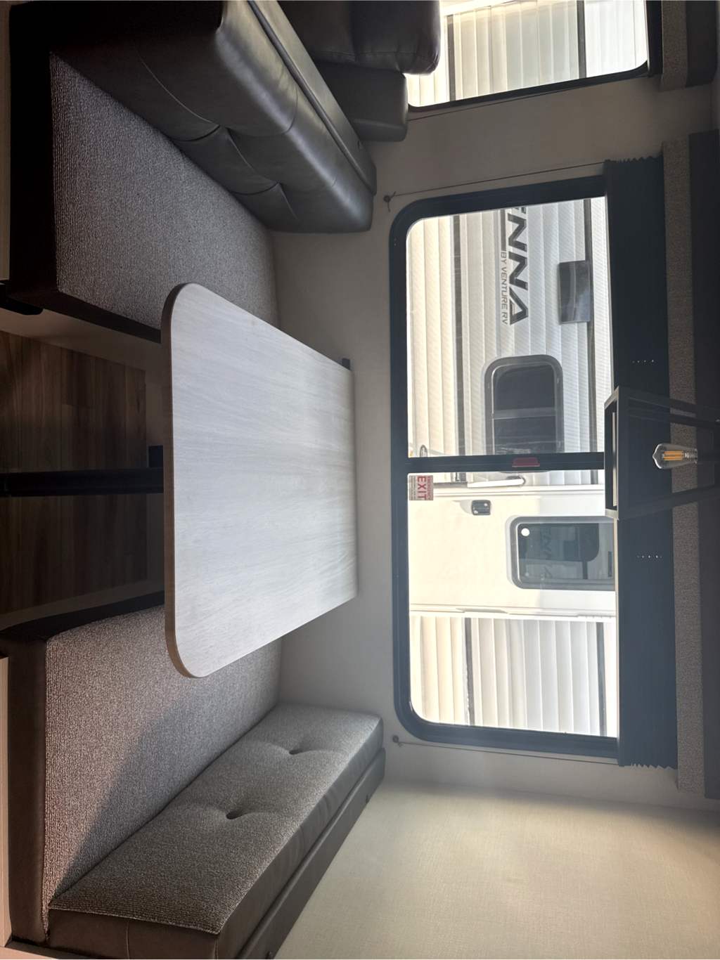 2027 VENTURE RV SIENNA 311VDB - Image 21