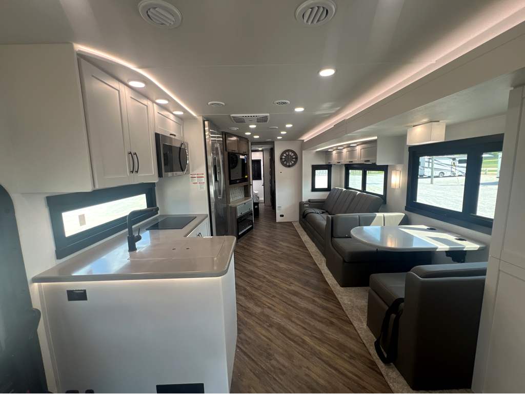 2026 JAYCO SENECA 37K - Image 13