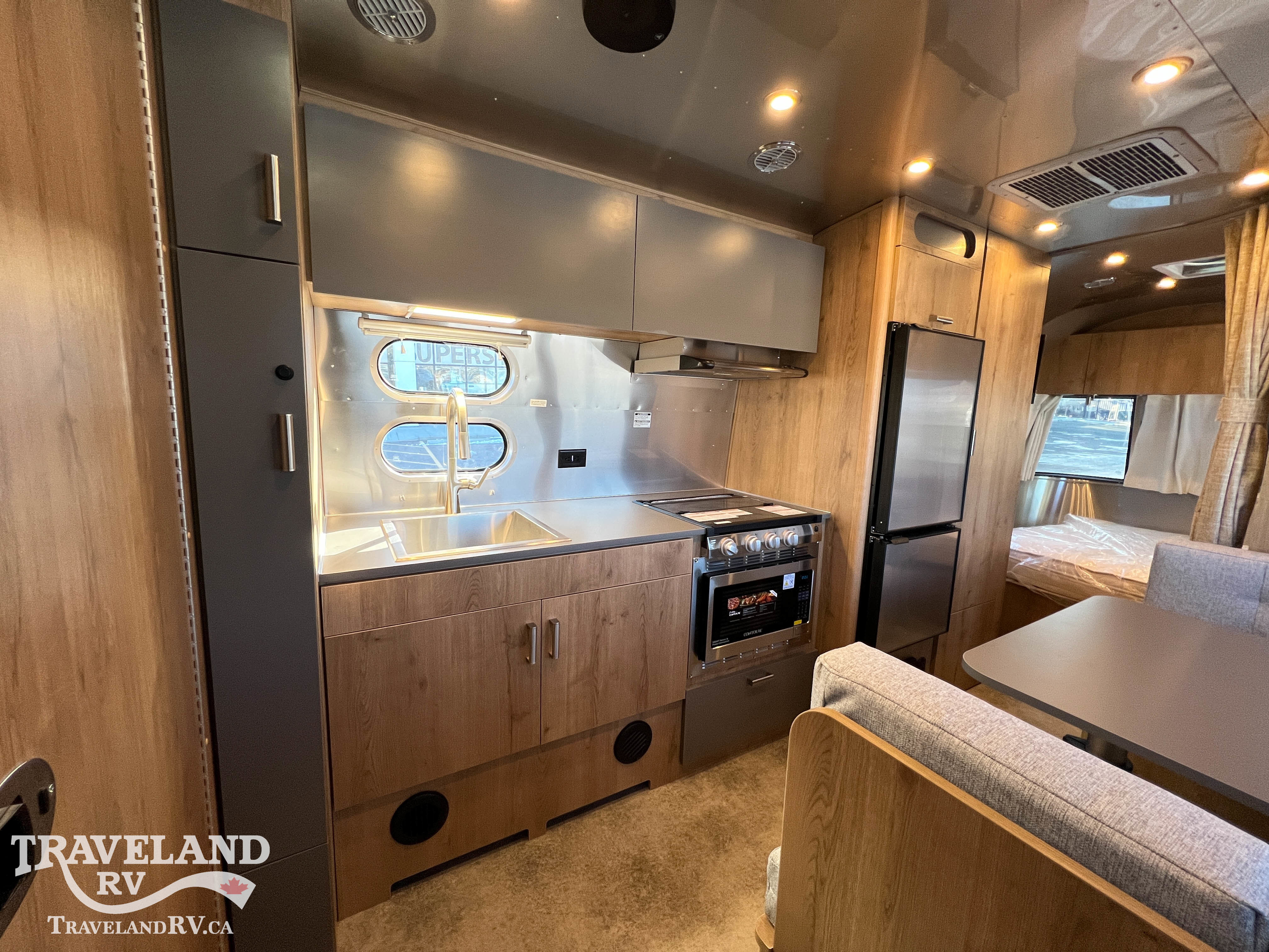 2026 Airstream Trade Wind 23FBQ - Image 12