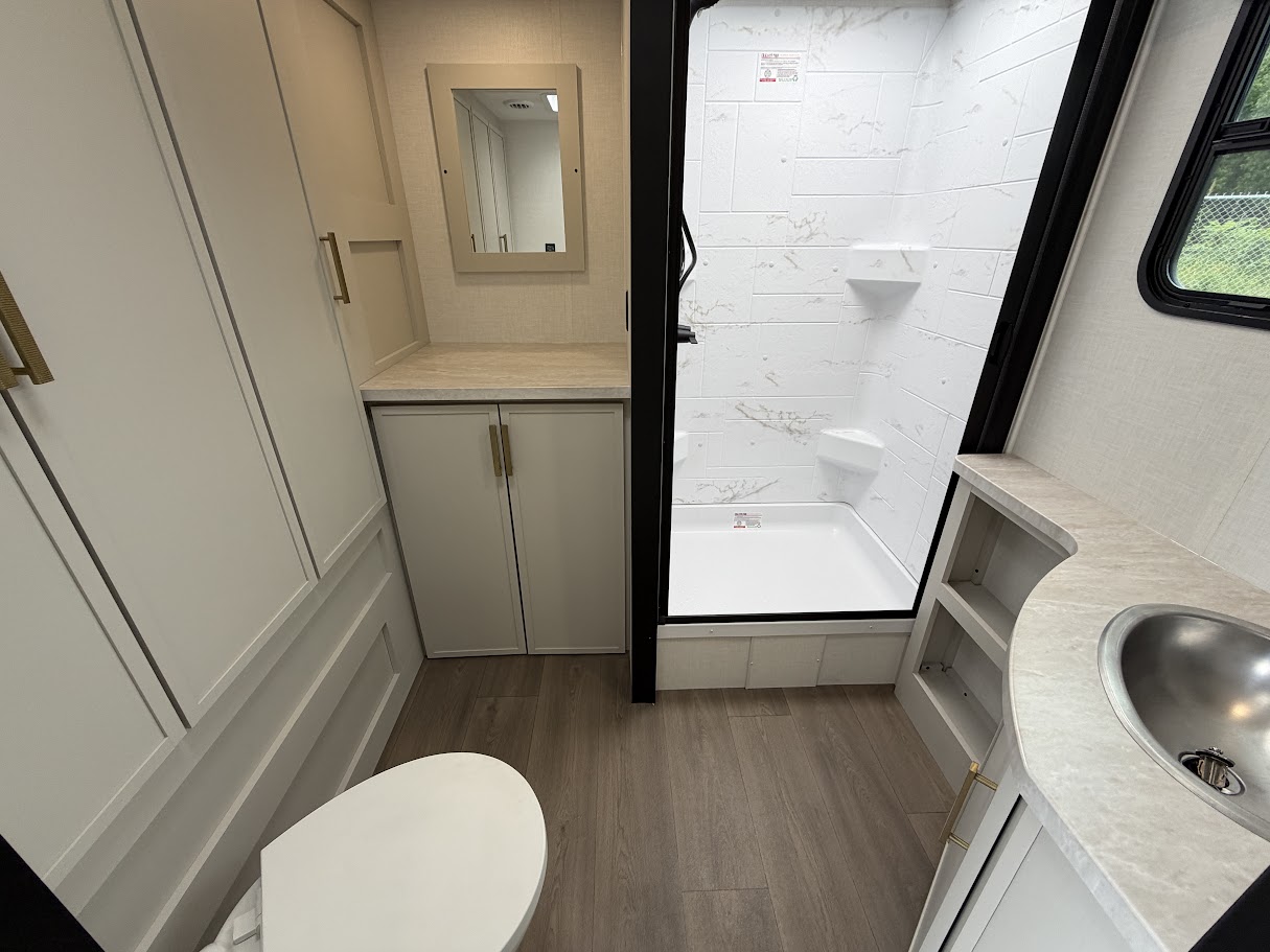 2027 VENTURE RV STRATUS 261VRB - Image 18