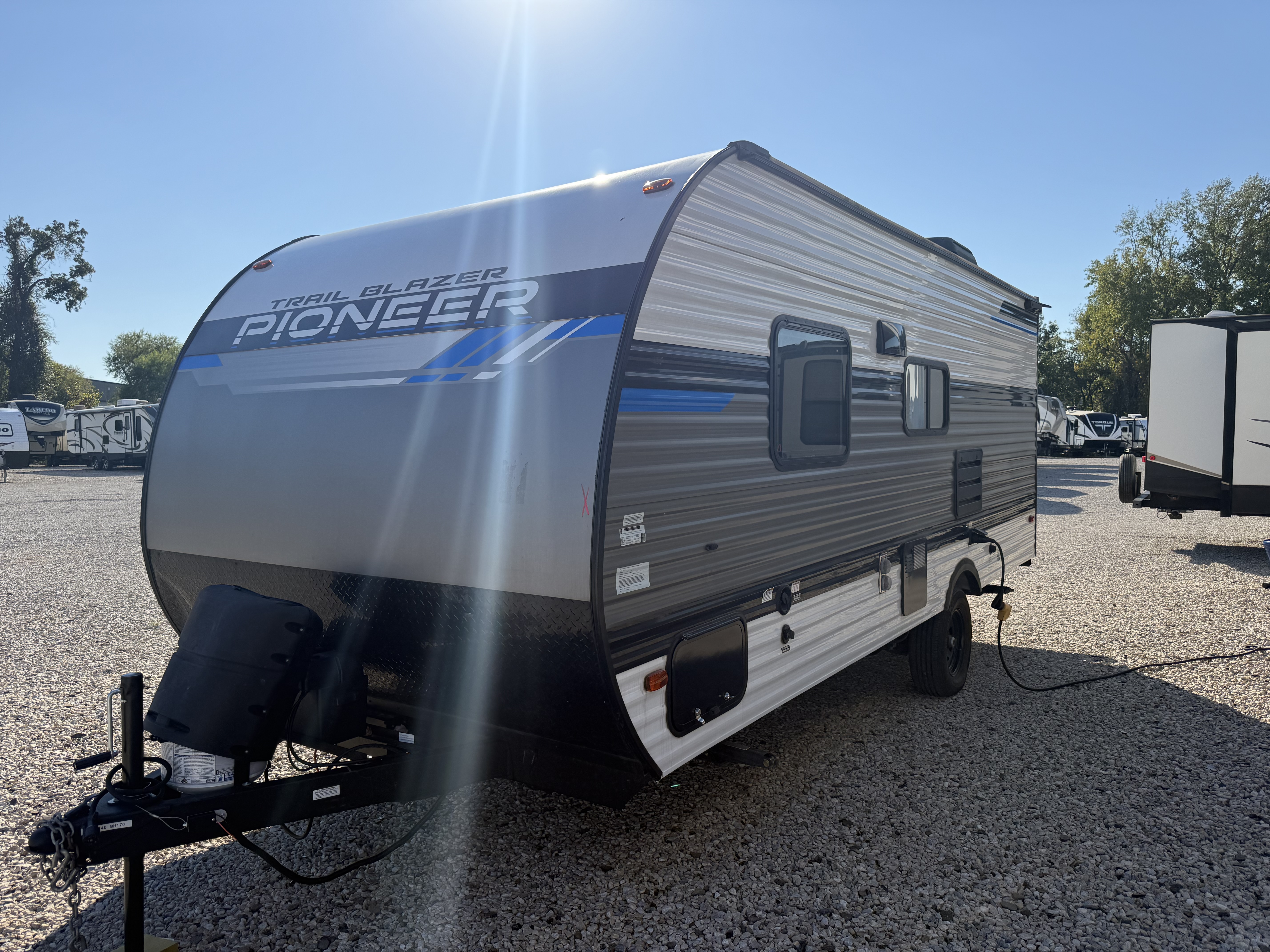 2024 Heartland Pioneer PI BH 170 - Image 3