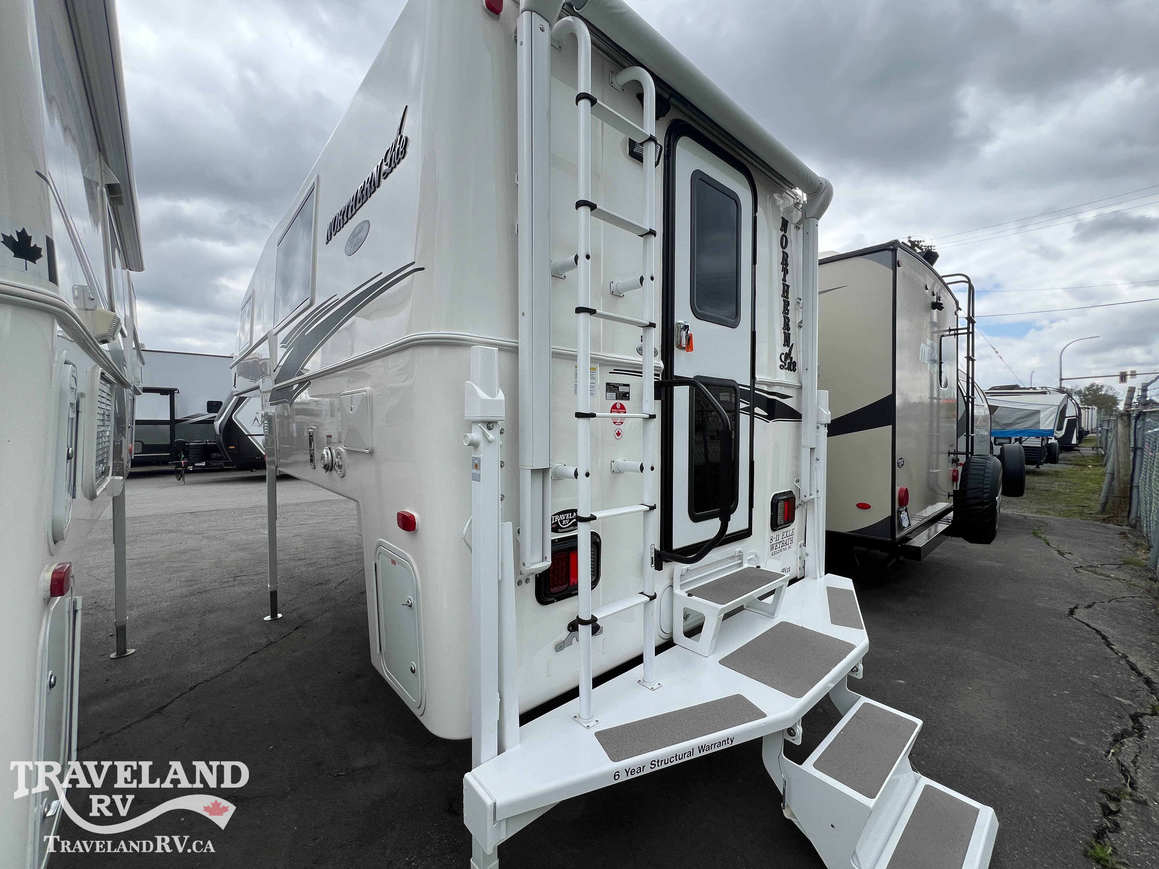 2025 NORTHERN LITE LIMITED EDITION 811DB - Image 7