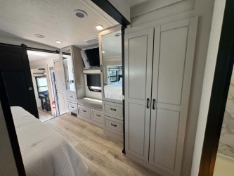 2026 JAYCO NORTH POINT 382FLRB - Image 27