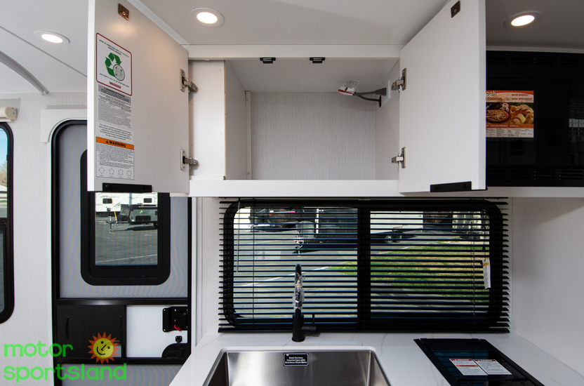 2026 Winnebago Micro Minnie 2108DS - Image 36